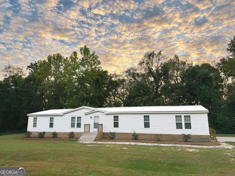 525 Horsefly RD Portal GA 30450