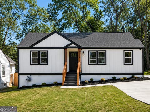 Photo of 1654 Hadlock Street SW, Atlanta, GA 30311 (MLS # 10791075)