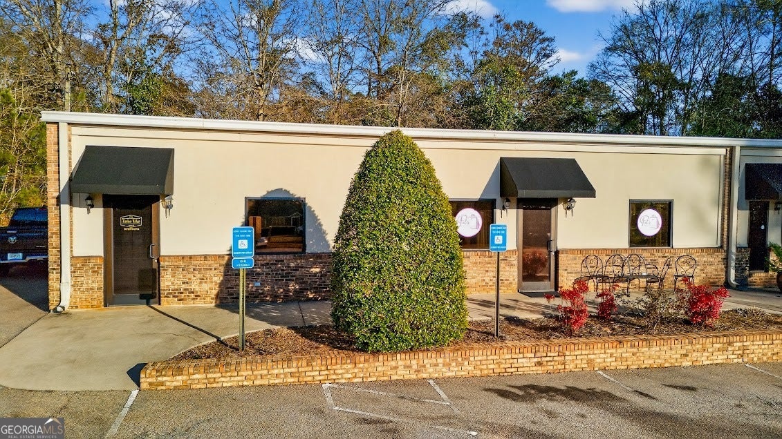 838 New Franklin RD