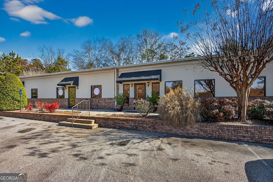 838 New Franklin RD