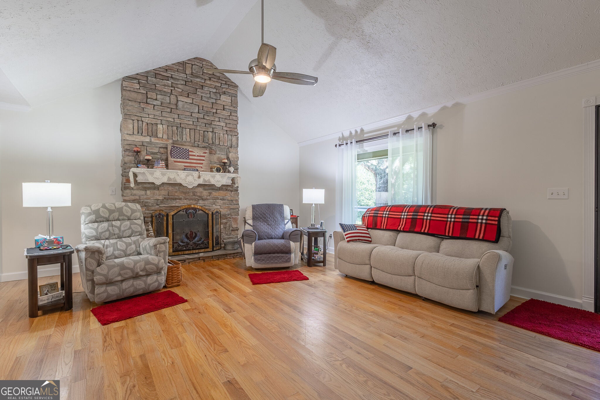 2553 Daniel RD