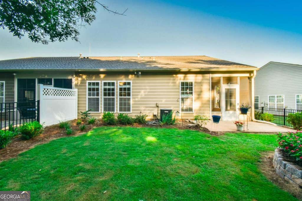 Photo of 6136 Longleaf Drive, Hoschton, GA 30548 (MLS # 10828330)