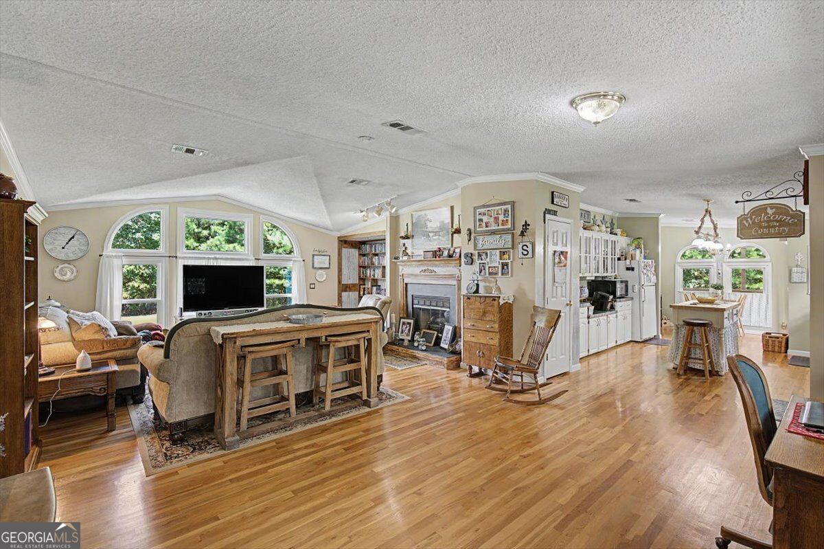 134 John Kay RD