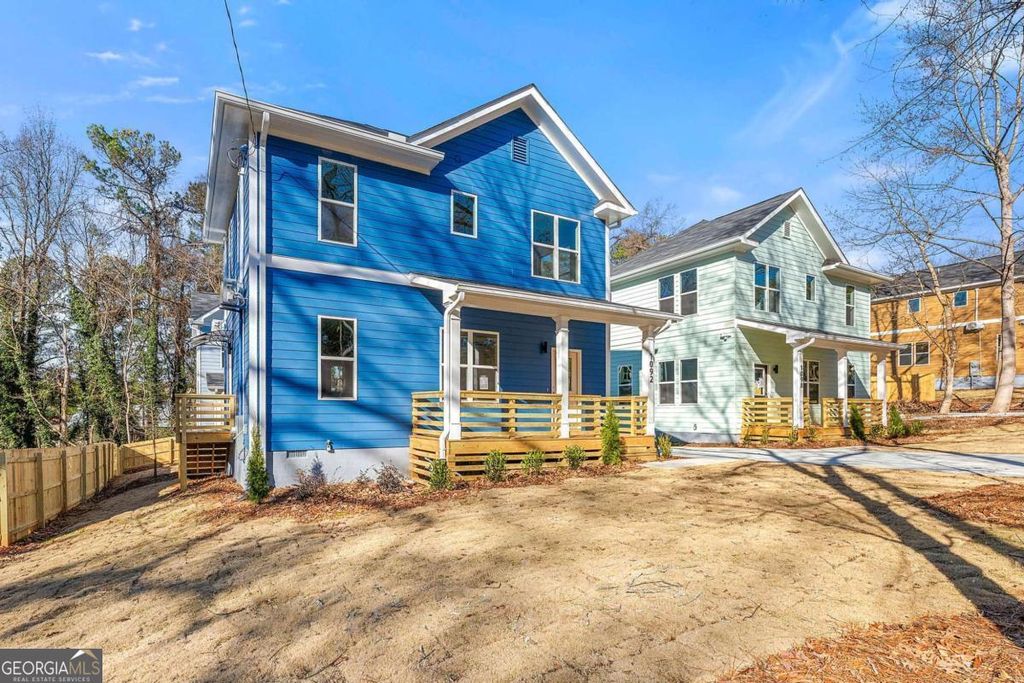 Photo of 1092 Wedgewood Drive NW, Atlanta, GA 30318 (MLS # 10700073)