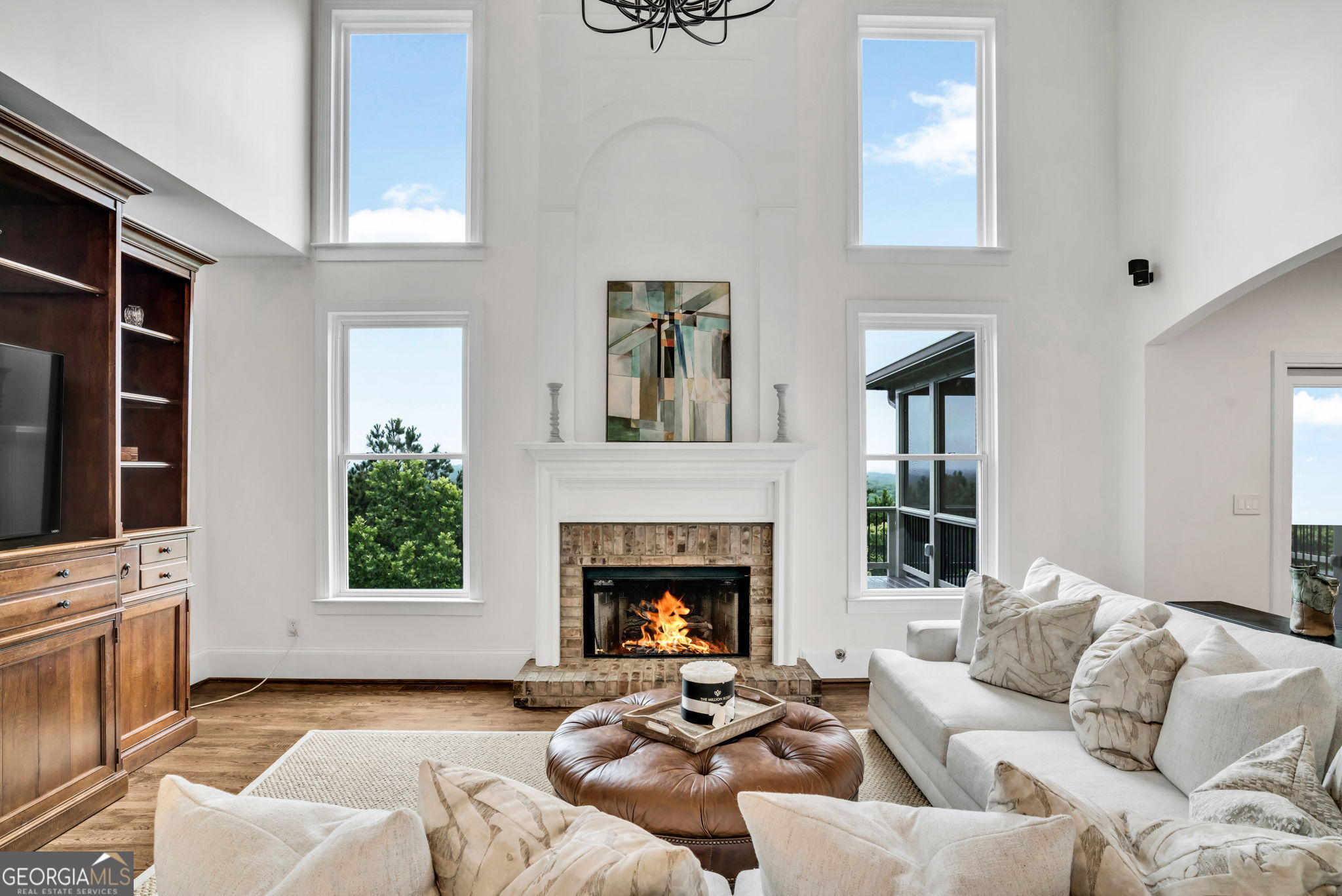 1231 Ellington CT