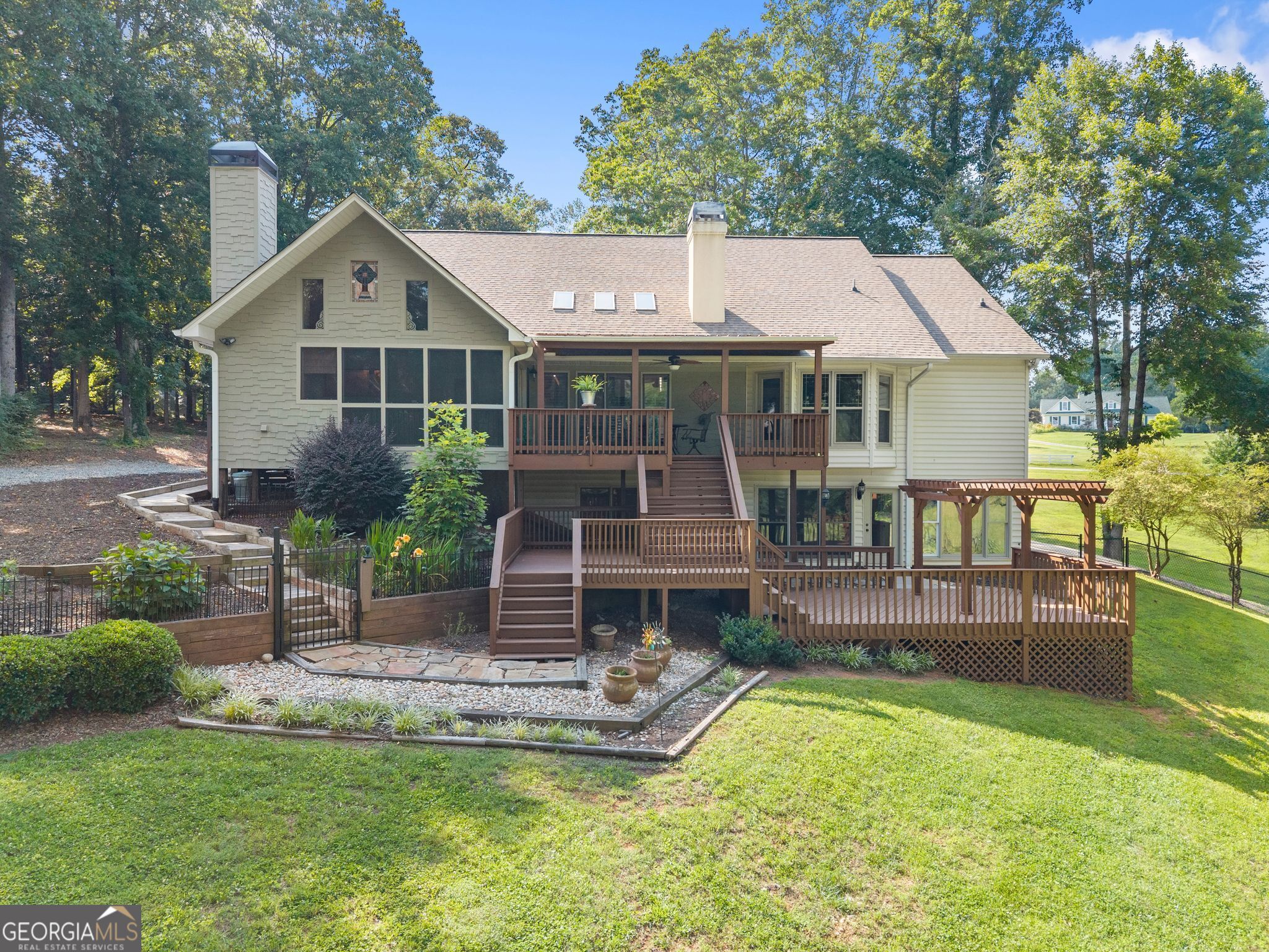 5825 Sweetbottom LN