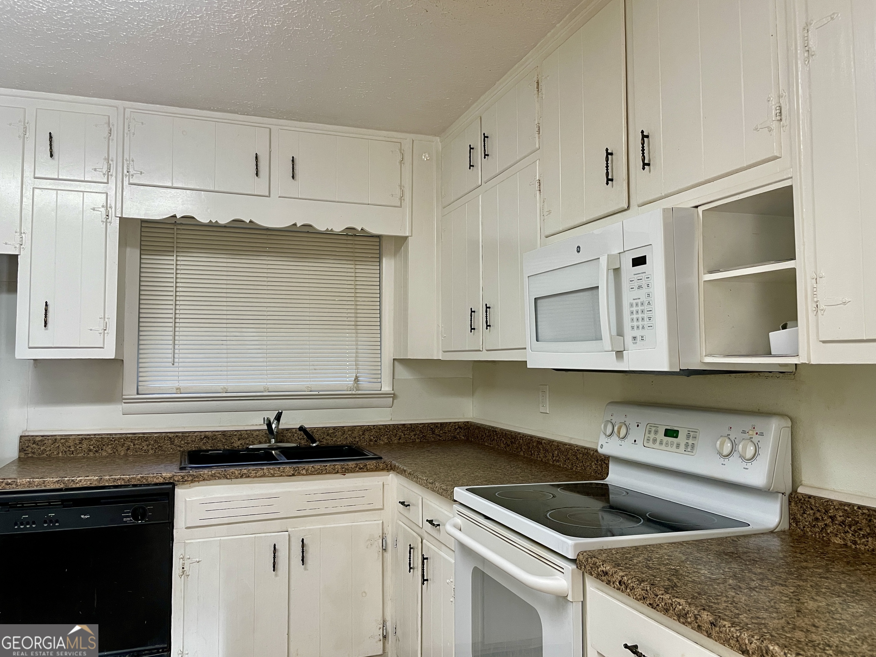 Meadowbrook - Residential