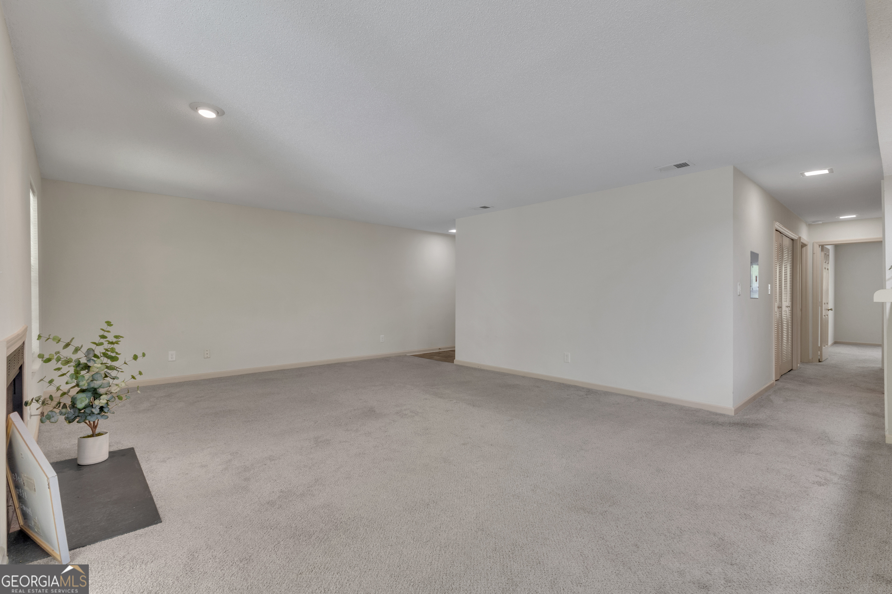 104 Ridgefield DR