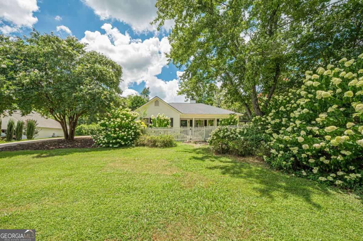 7820 Silversmith DR