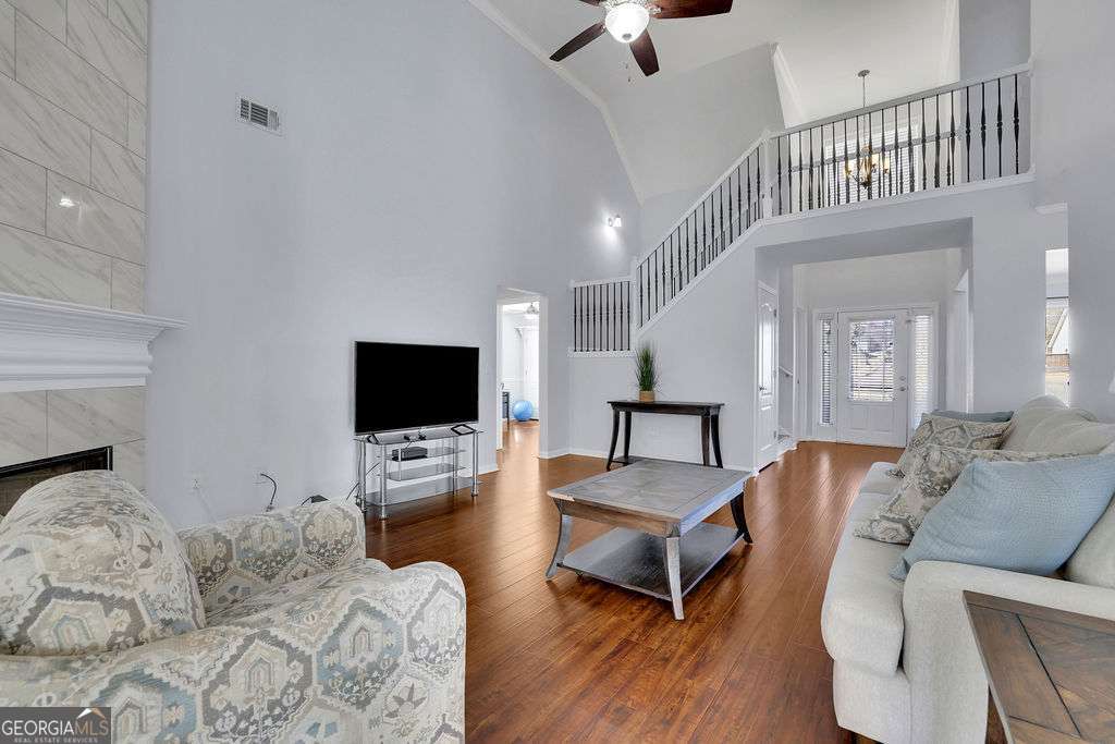 5427 Woodstream CT