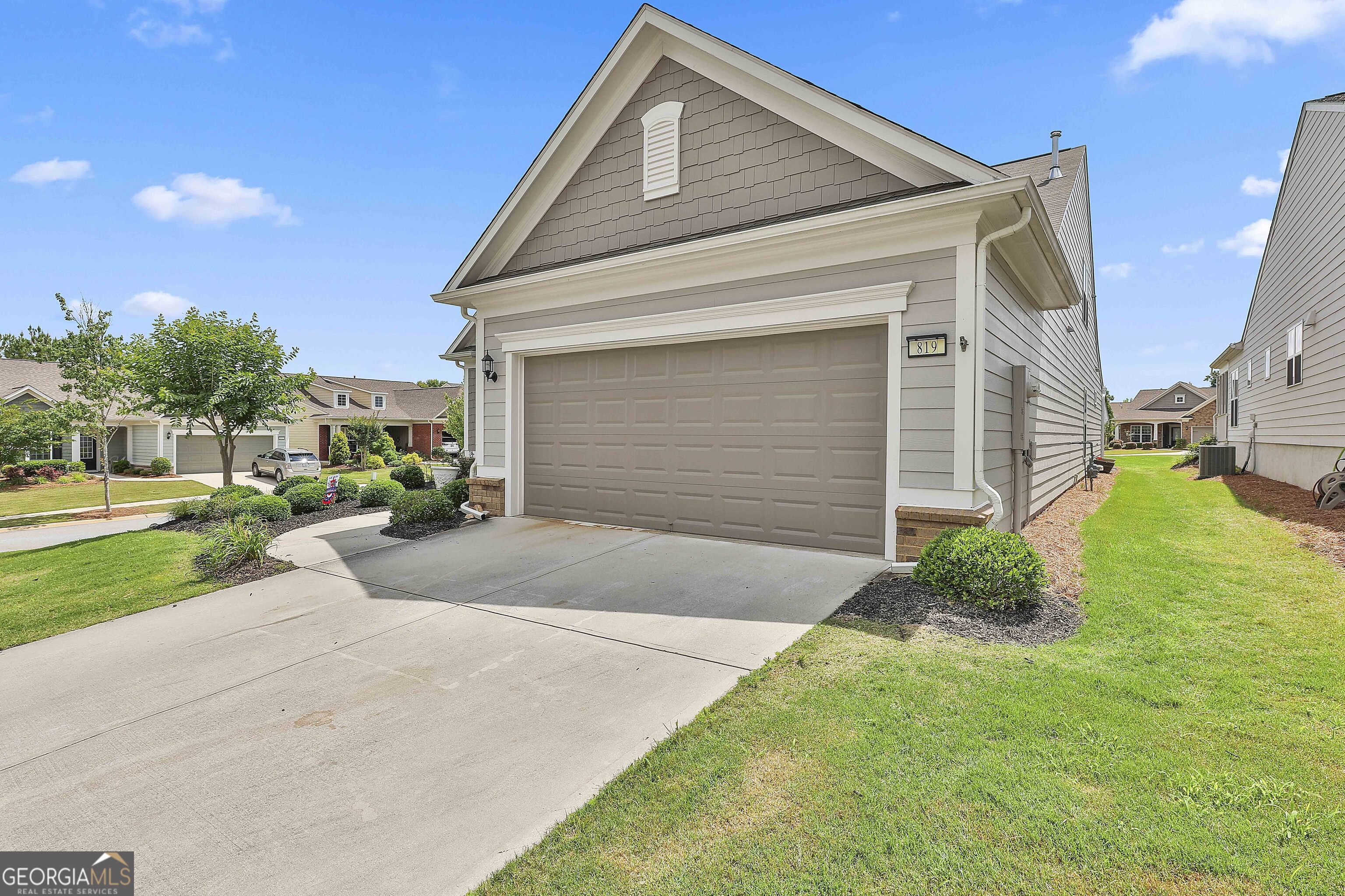 819 Firefly CT