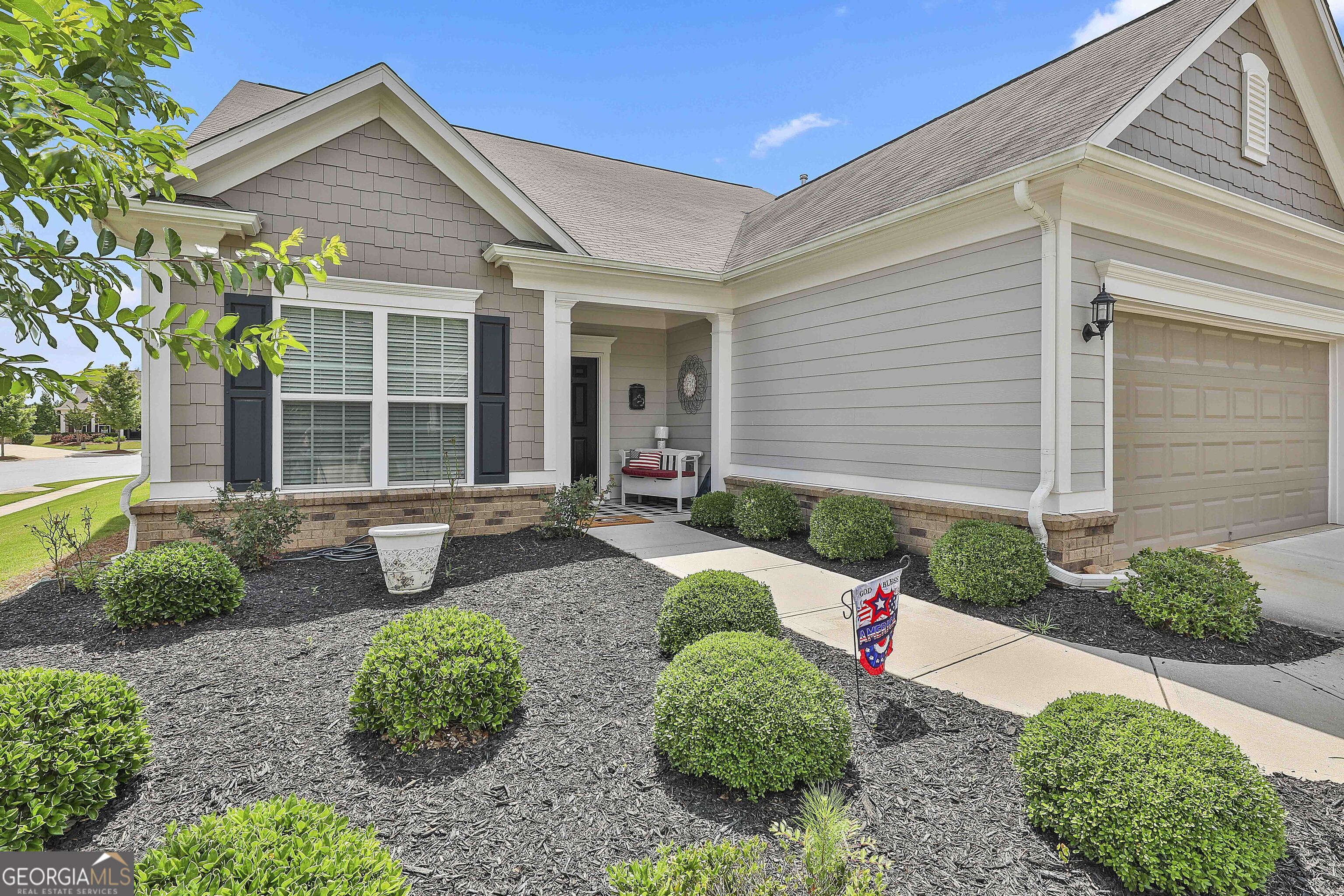 819 Firefly CT