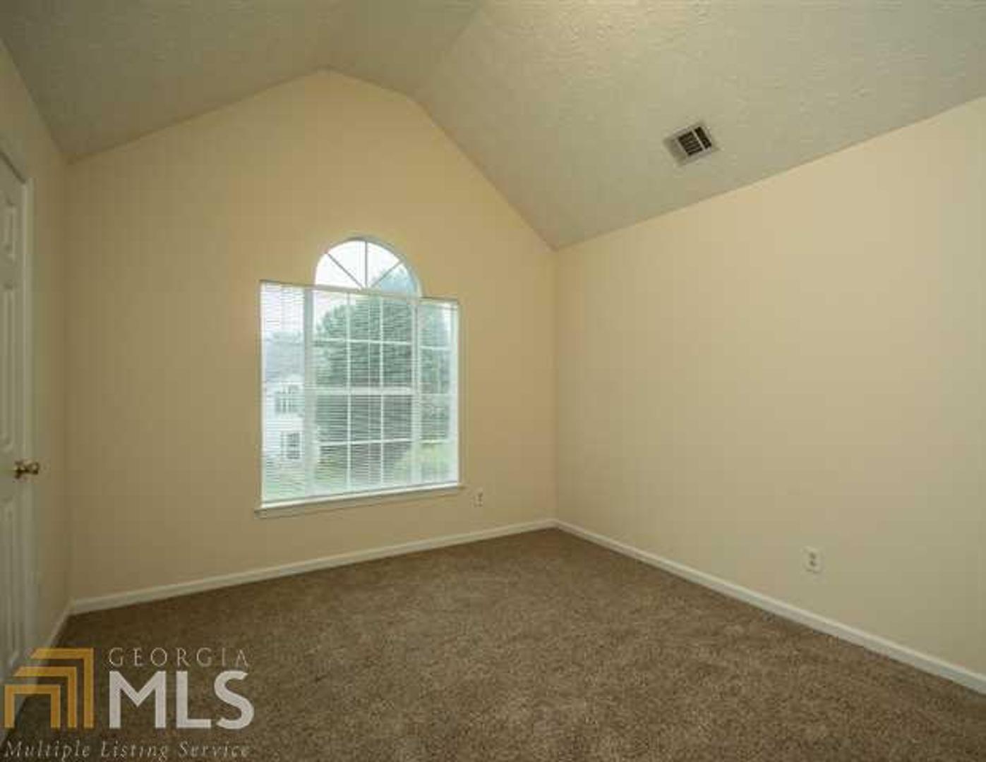 Columbia Crossing - Residential