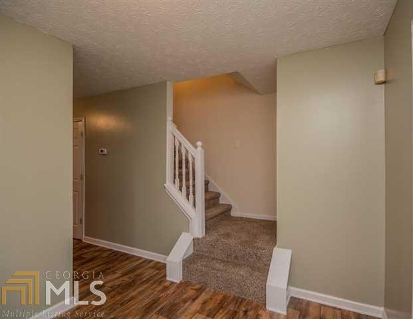 Columbia Crossing - Residential