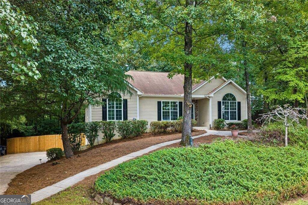 Photo of 6940 Shady Oak Lane, Cumming, GA 30040 (MLS # 10844292)