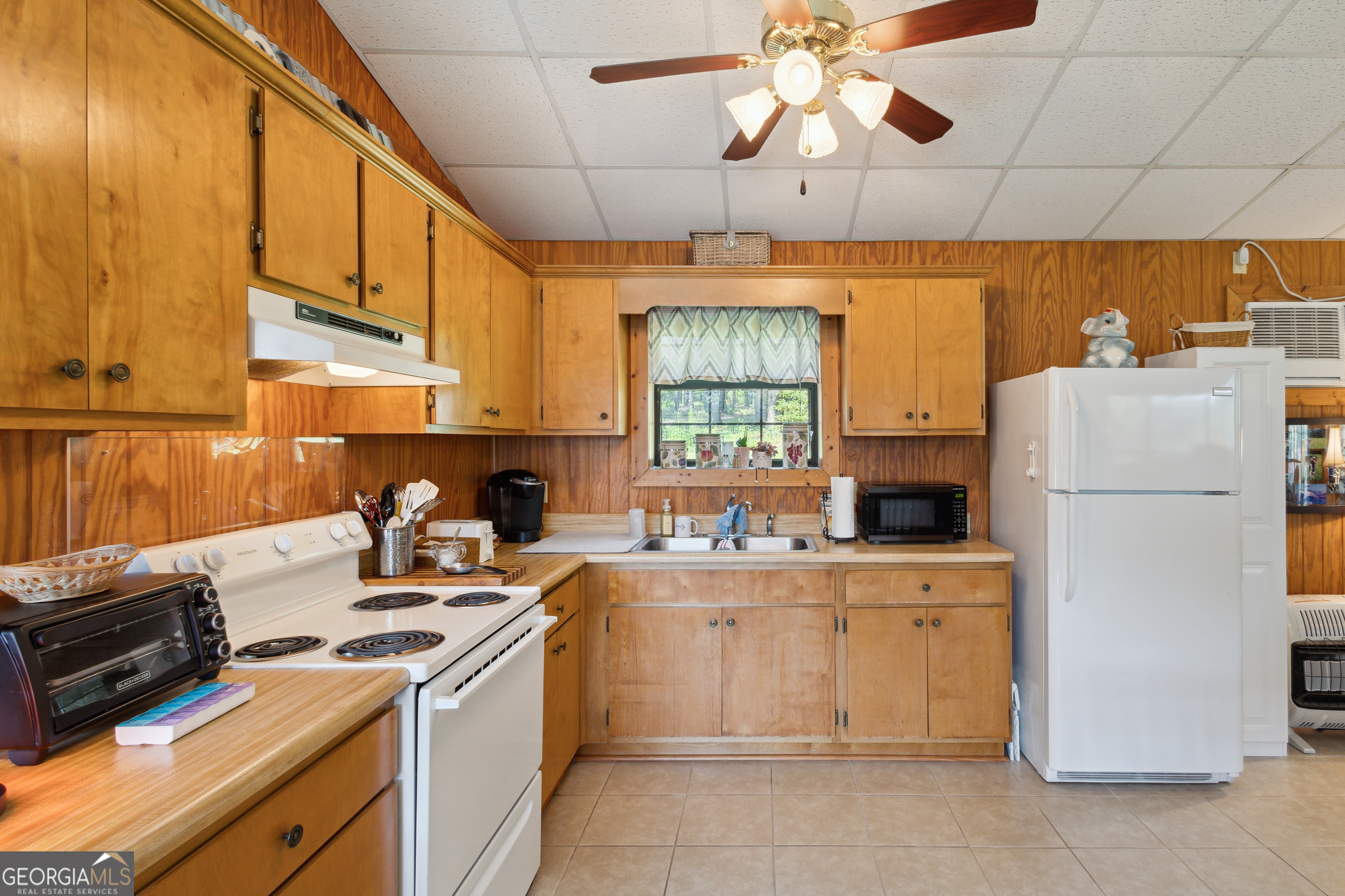 Statesboro, Georgia 30458, United States, 4 Bedrooms Bedrooms, ,4 BathroomsBathrooms,Residential,Pending,167677