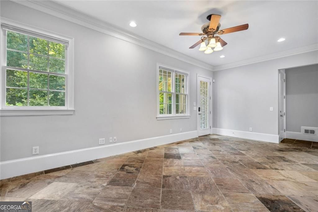 Broadwell Manor - Residential