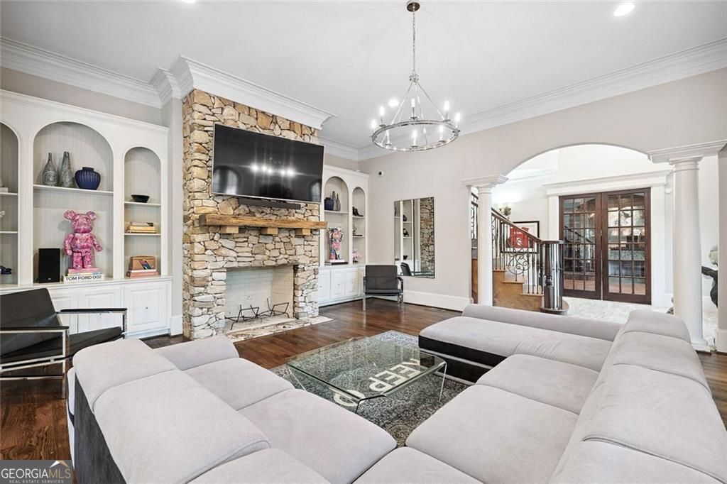 Broadwell Manor - Residential