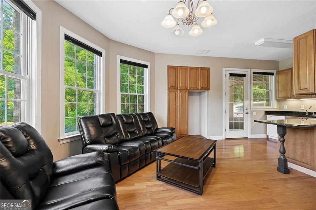 Broadwell Manor - Residential