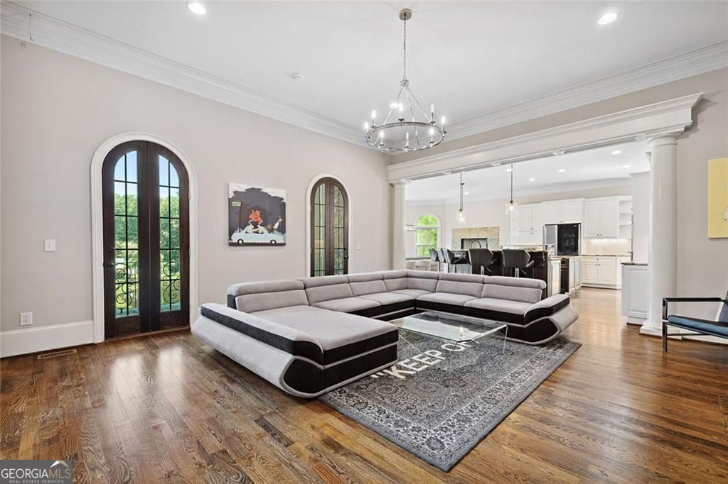 Broadwell Manor - Residential