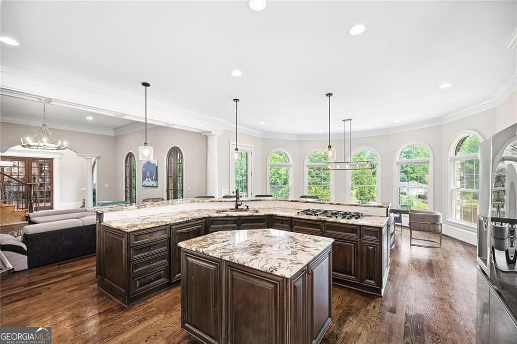 Broadwell Manor - Residential