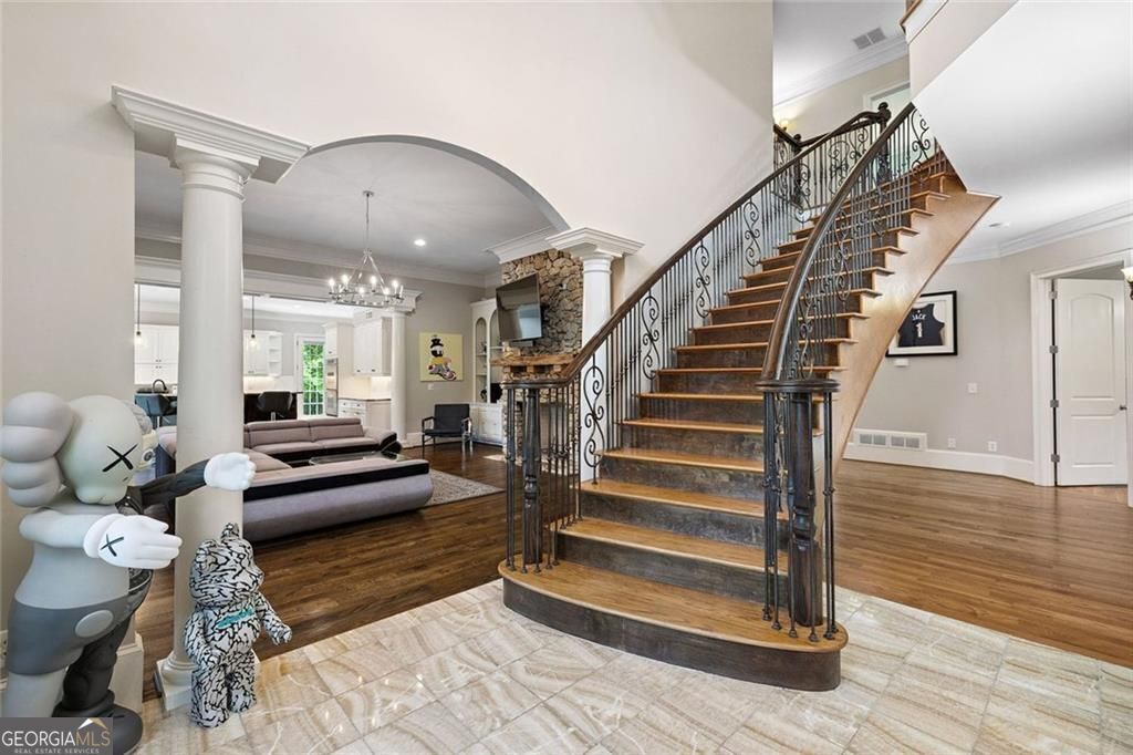 Broadwell Manor - Residential