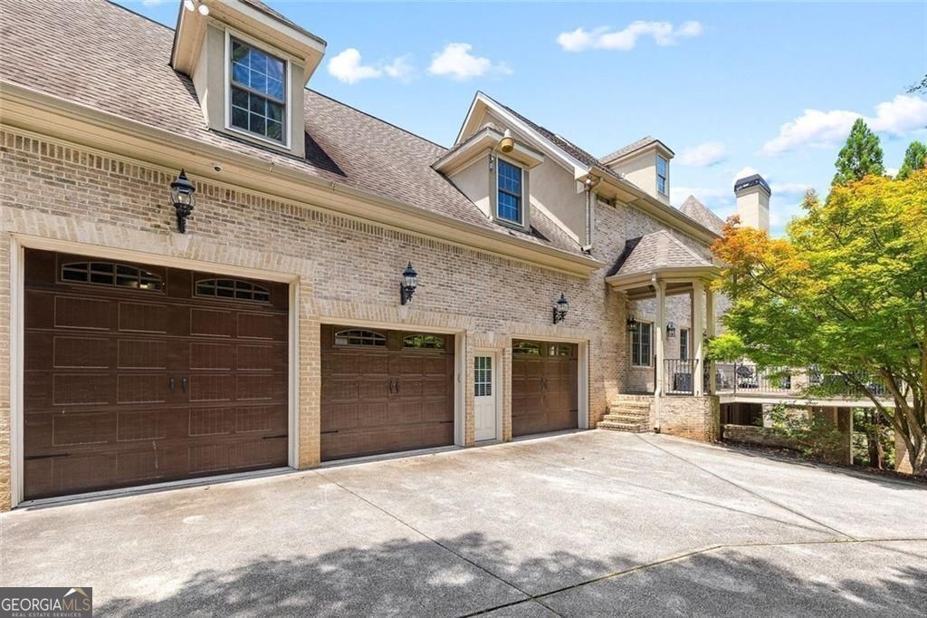 Broadwell Manor - Residential