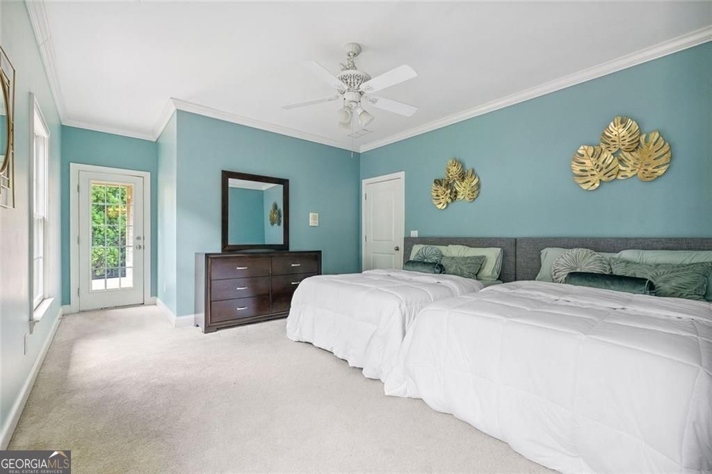 Broadwell Manor - Residential