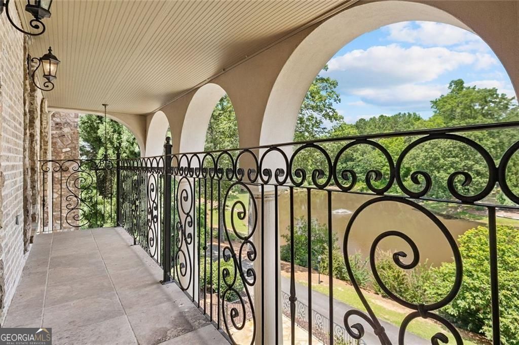 Broadwell Manor - Residential