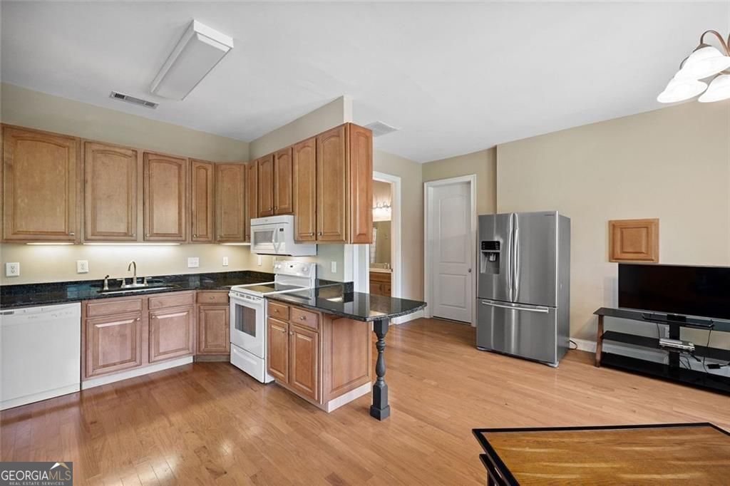Broadwell Manor - Residential