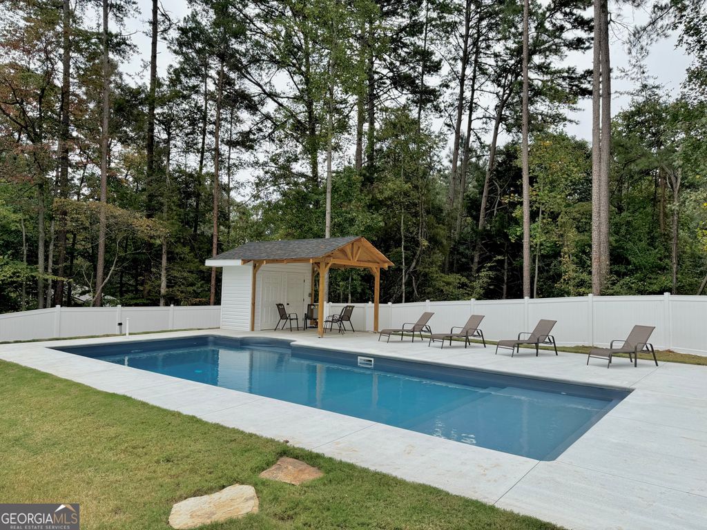 Photo of 34 Chestnut Street, Lavonia, GA 30553 (MLS # 10631319)