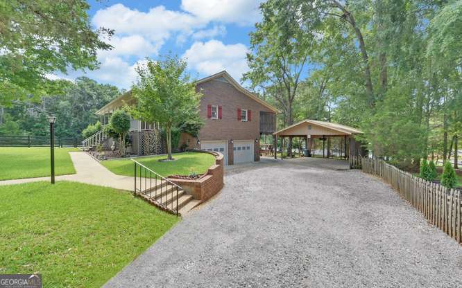 246 Harvey LN
