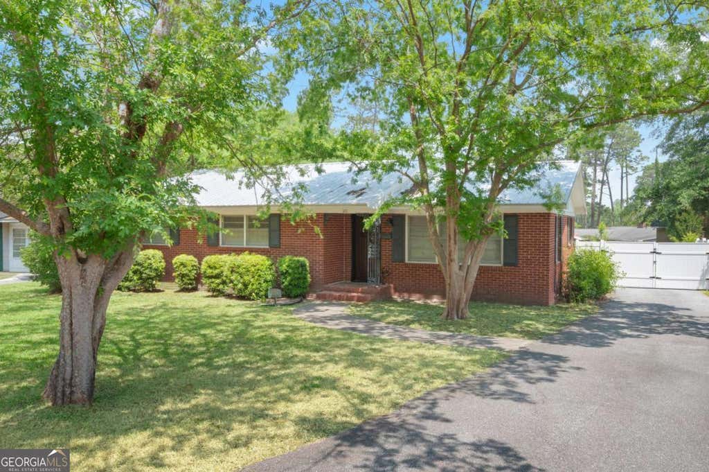 Photo of 1011 Cherokee Circle, Waycross, GA 31501 (MLS # 10817421)