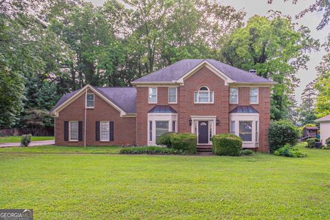 214 Jamestown AVE Jonesboro GA 30236