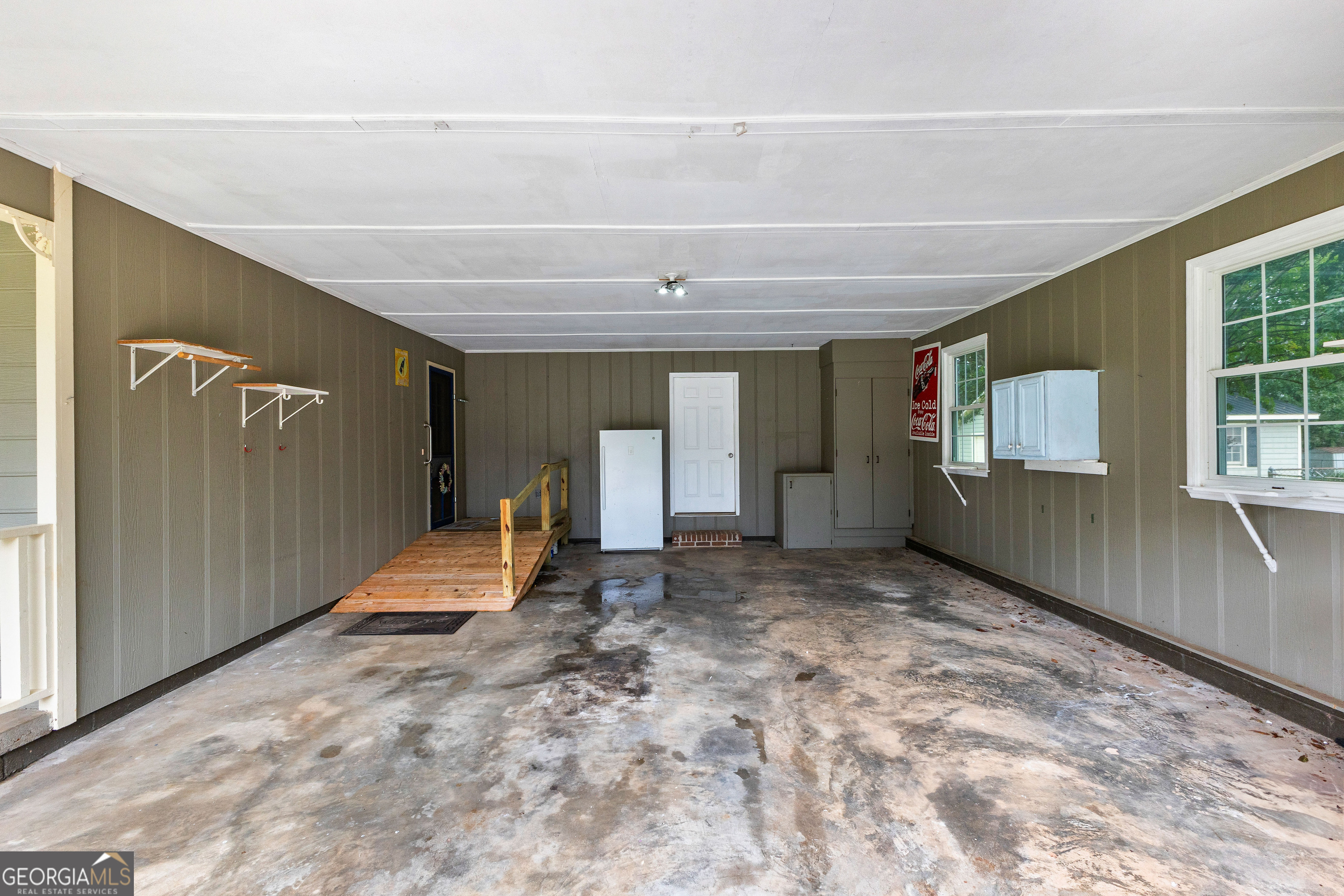 100 Jandale DR