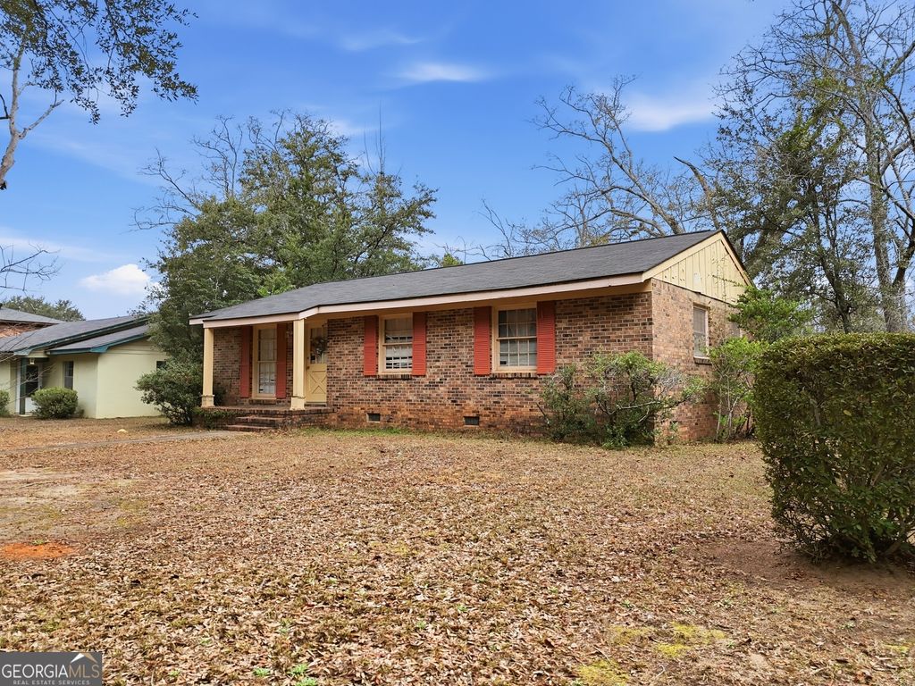 Photo of 1513 W Highland Avenue, Albany, GA 31707 (MLS # 10679516)