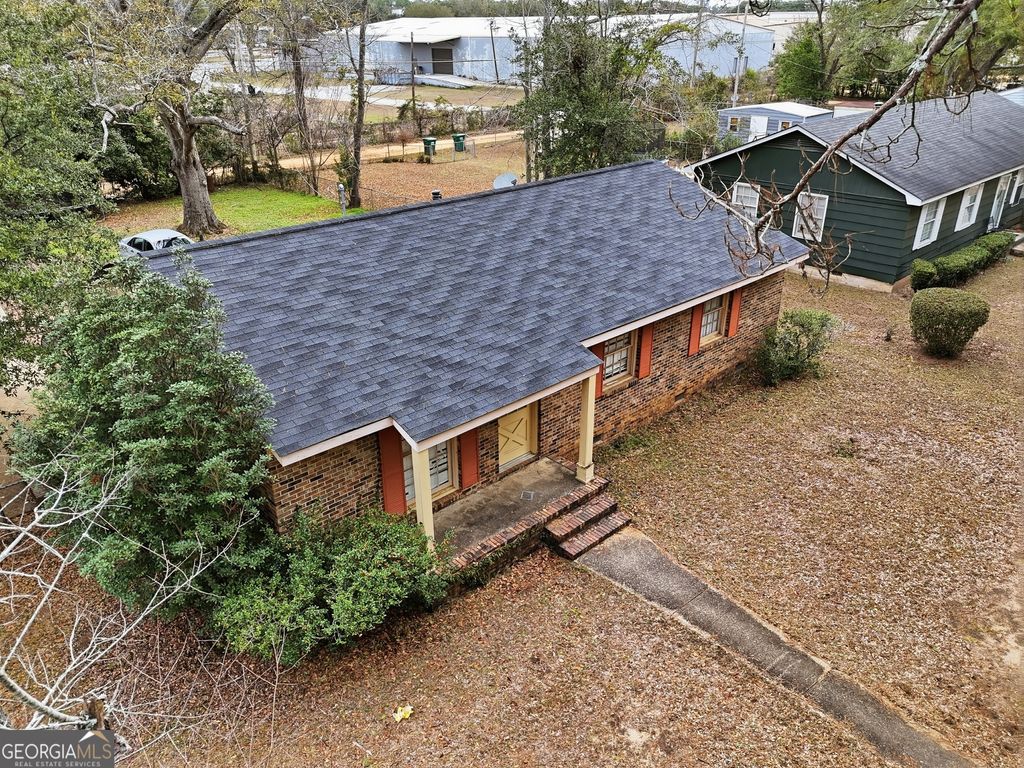 Photo of 1513 W Highland Avenue, Albany, GA 31707 (MLS # 10679516)