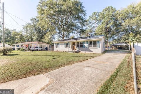 A home in Warner Robins