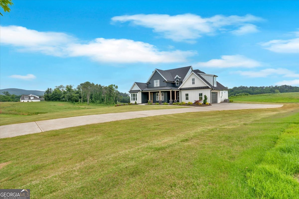 152 Palisade DR