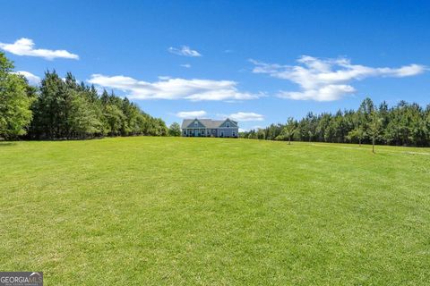 A home in Pembroke