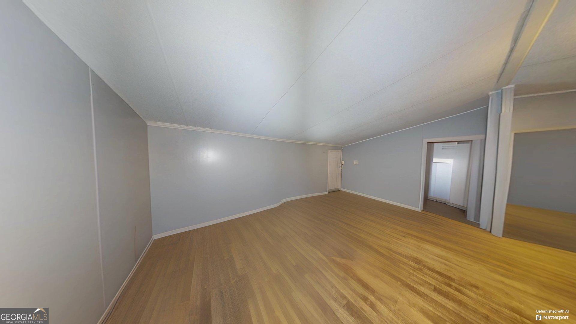 203 Fleetwood DR