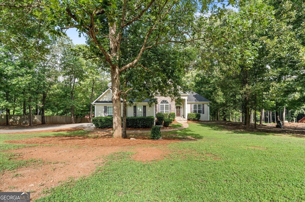 Photo of 7055 Fletcher Dr, Winston, GA 30187 (MLS # 10832821)