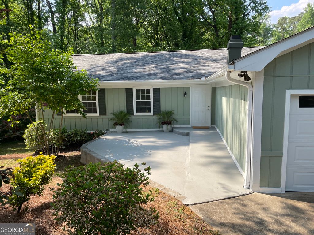 Photo of 3275 Idlecreek Court, Decatur, GA 30034 (MLS # 10741356)