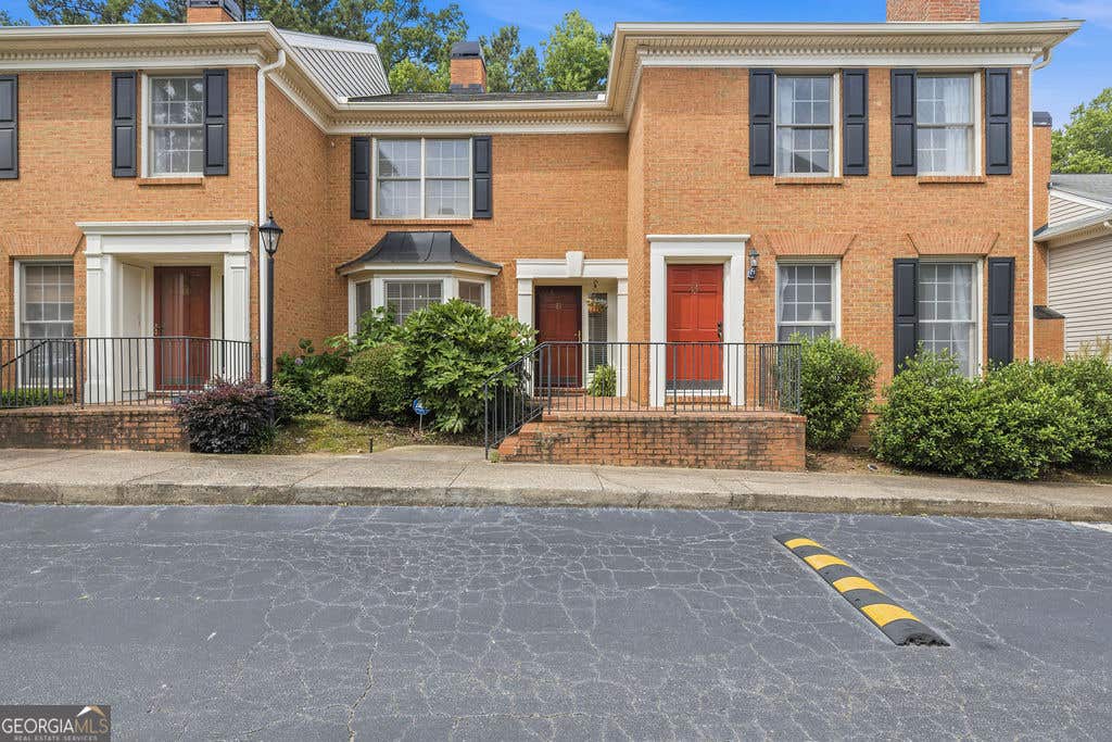 Photo of 65 Mount Vernon Circle, Atlanta, GA 30338 (MLS # 10794333)