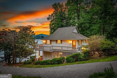 129 Mountain View LN Blairsville GA 30512