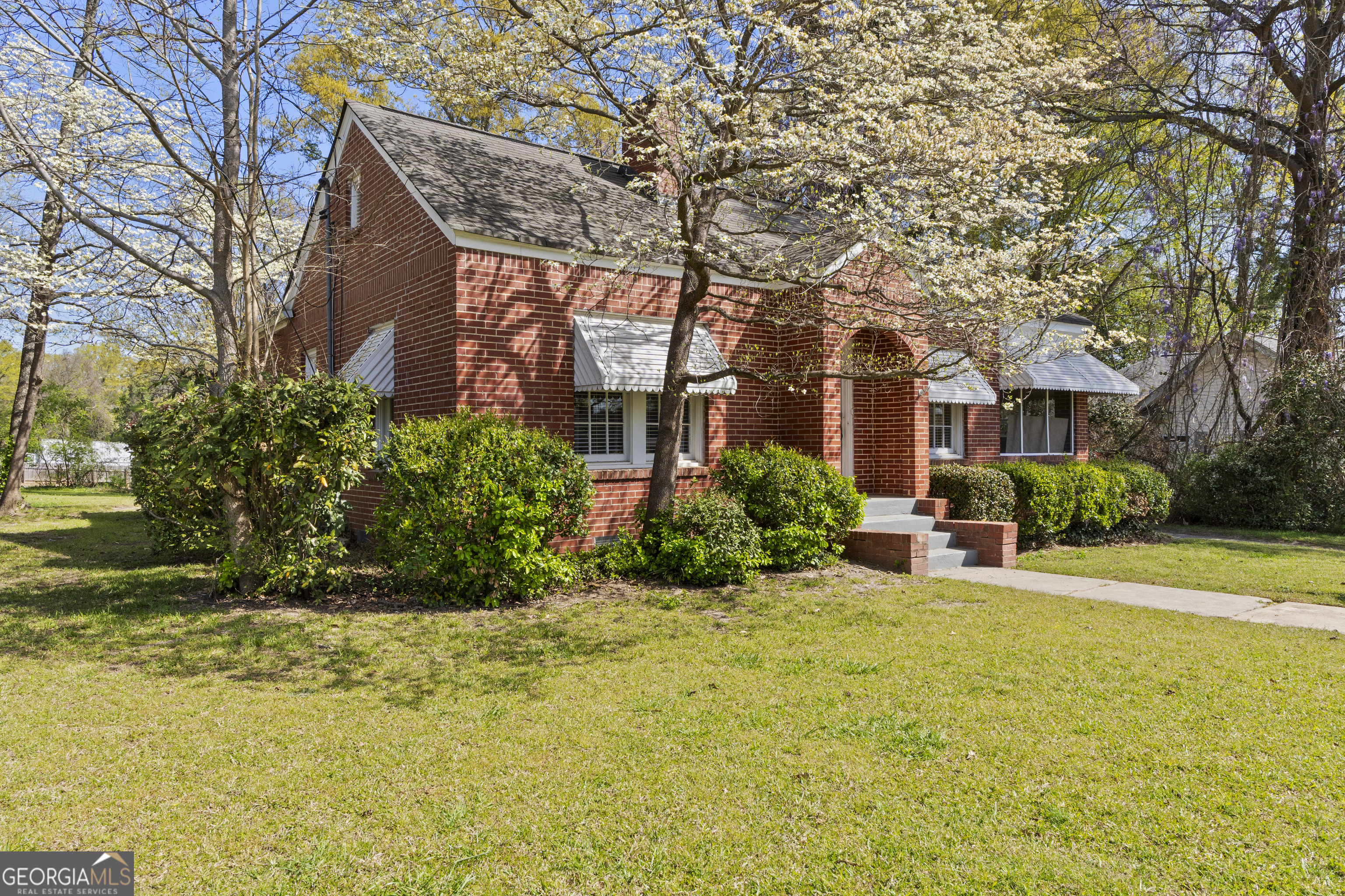 109 Stockbridge RD