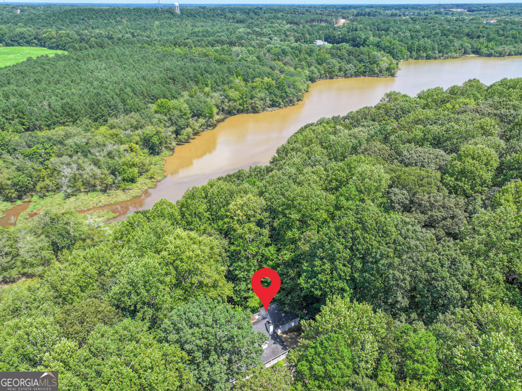 1190 Foster RD