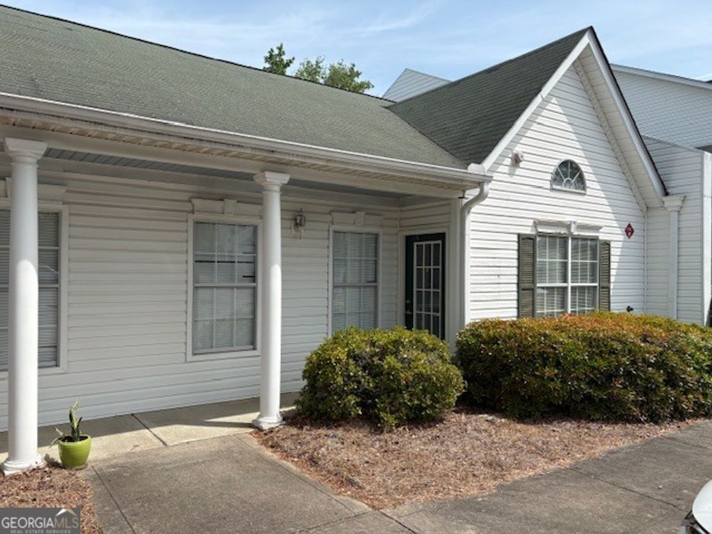 Photo of 707 Whitlock Avenue SW #STE F3, Marietta, GA 30064 (MLS # 10760323)
