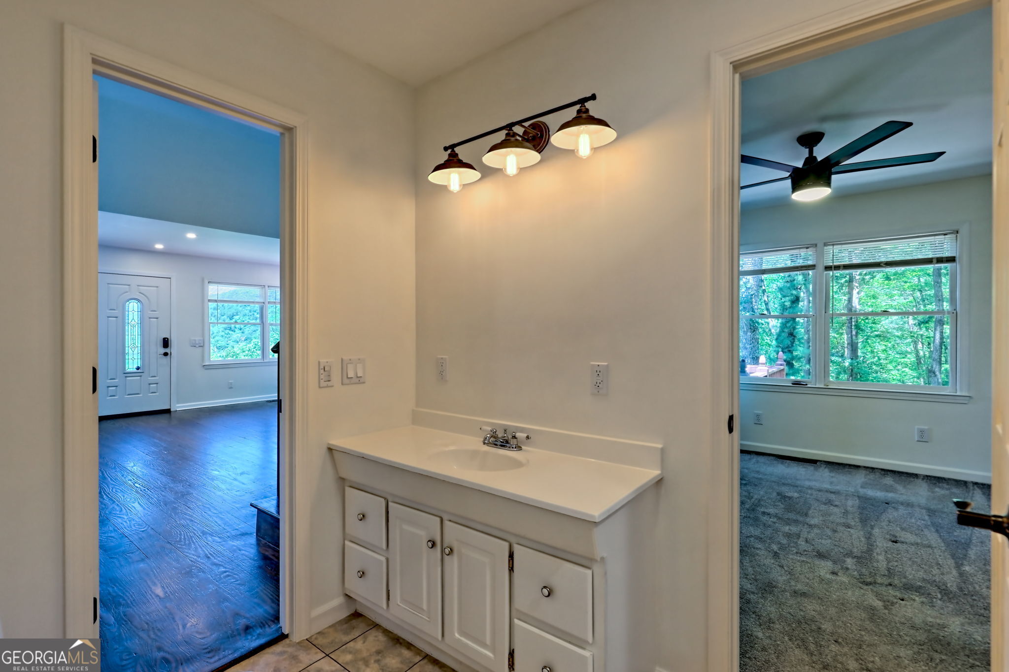 Clayton, Georgia 30525, United States, 2 Bedrooms Bedrooms, ,2 BathroomsBathrooms,Residential,Active,164520