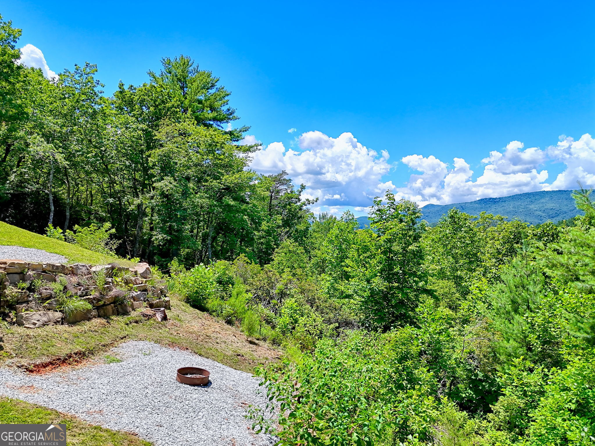 Clayton, Georgia 30525, United States, 2 Bedrooms Bedrooms, ,2 BathroomsBathrooms,Residential,Active,164520